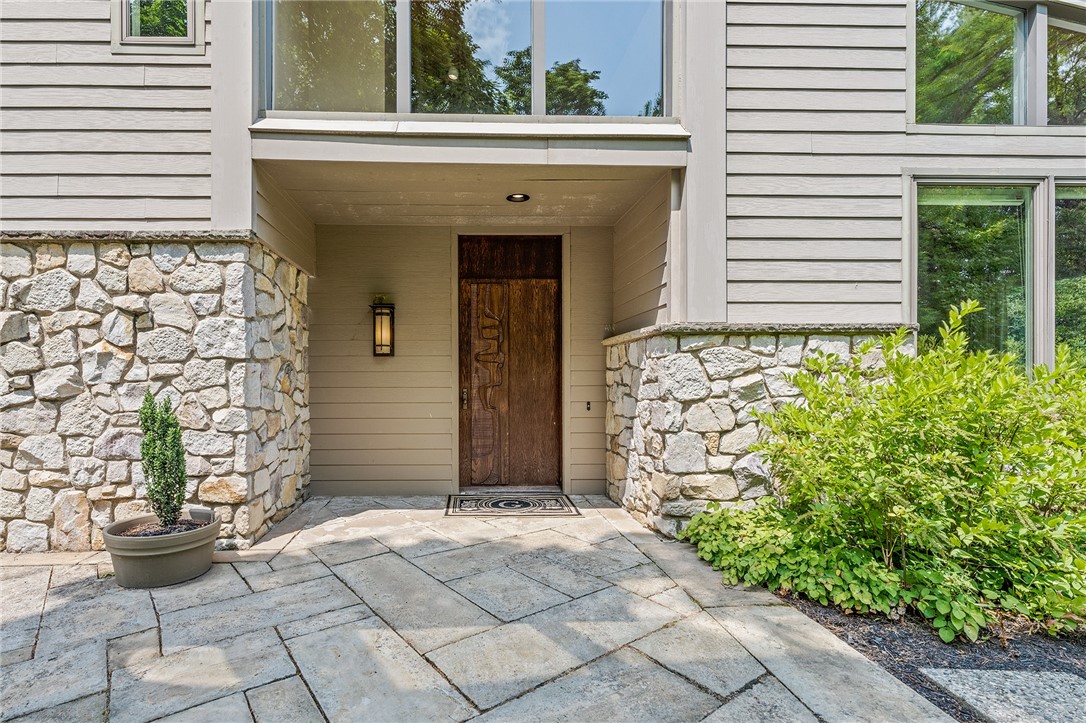 106 Fair Acres Drive