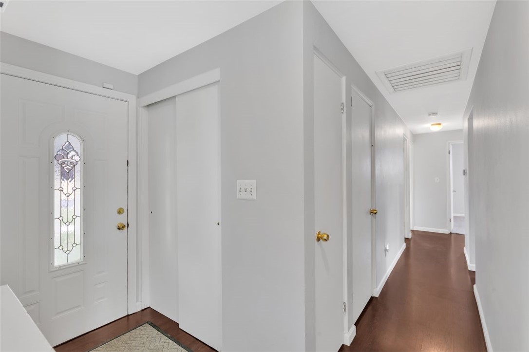 922 Garden City Dr Dr, Monroeville, Pennsylvania image 13