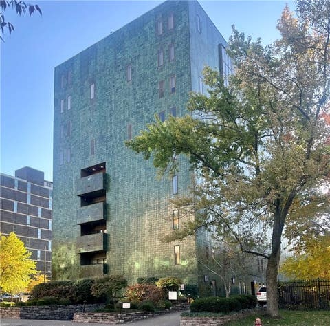 Photo for 540 N Neville 305