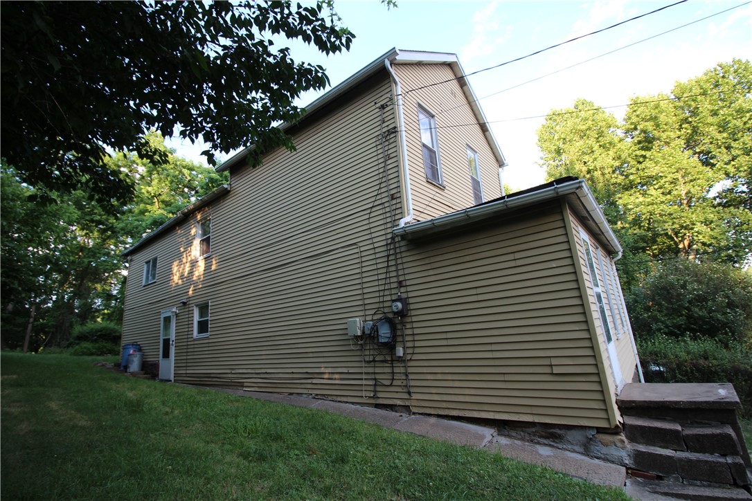 645 Illinois Ave - Photo 4