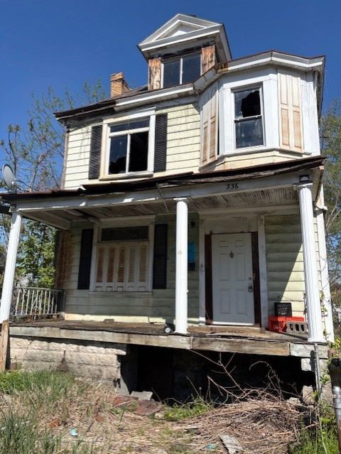 Photo of 336 Minton St, Pittsburgh, PA 15204 (MLS # 1749671)