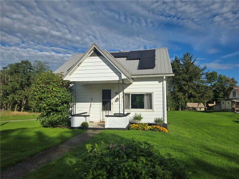 Homes For Sale - 111 S Fairview Main St St<br/> Fairview Twp, PA 16050