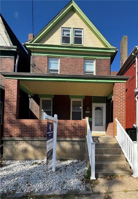 Photo of 7303 Florence Ave, Pittsburgh, PA 15218 (MLS # 1729153)