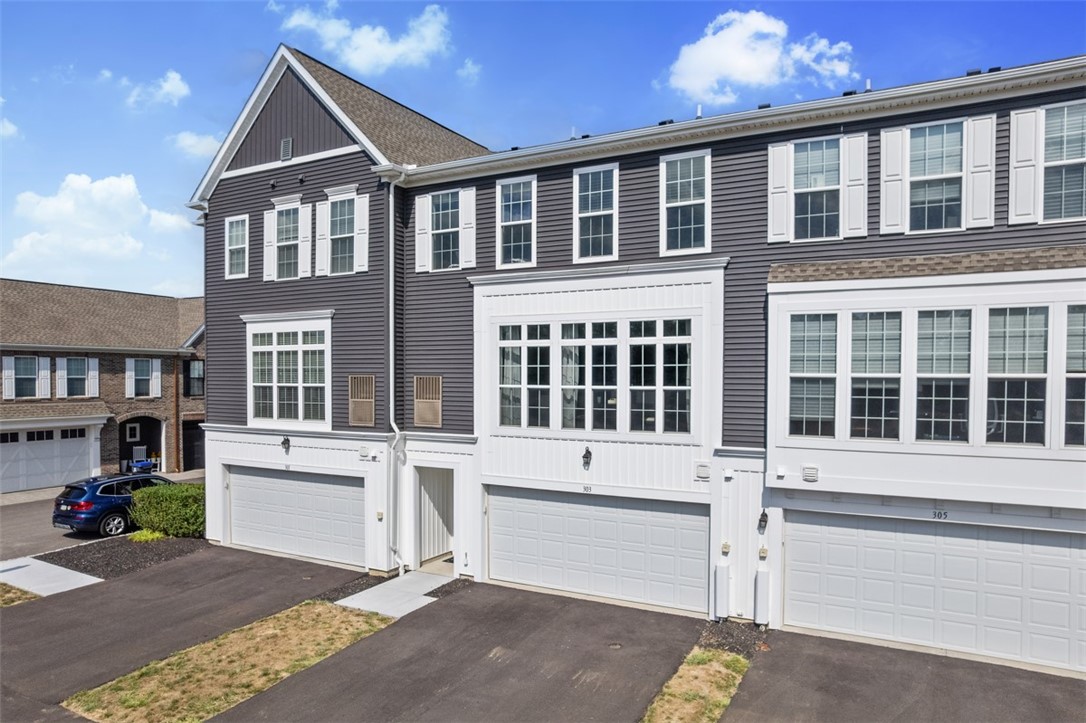 303 Parade St