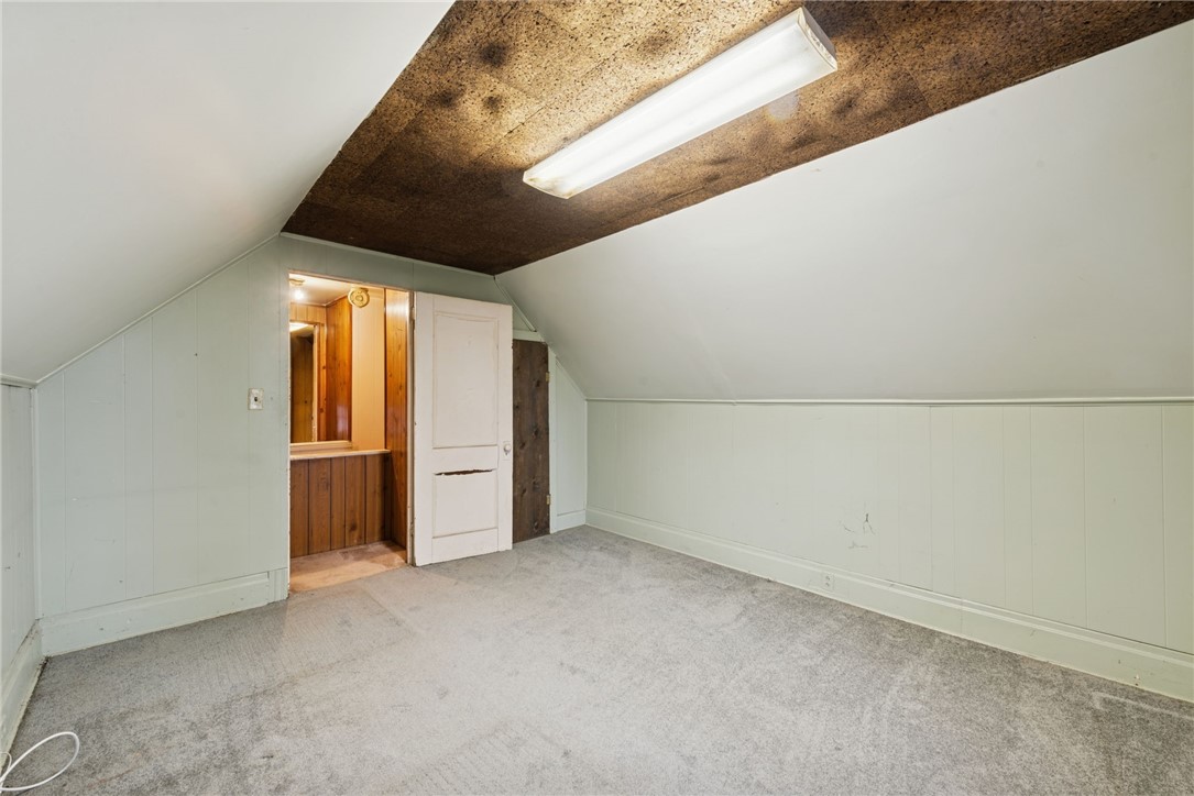 Rankin, Pennsylvania 15104, United States, 3 Bedrooms Bedrooms, ,1 BathroomBathrooms,Residential,Active,250831