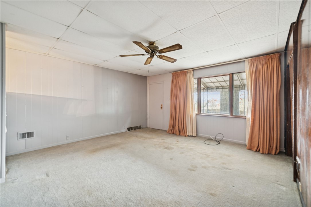 Rankin, Pennsylvania 15104, United States, 3 Bedrooms Bedrooms, ,1 BathroomBathrooms,Residential,Active,250831