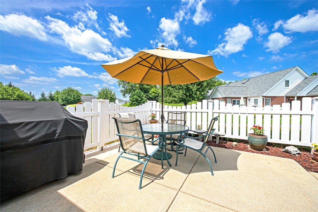 Murrysville, Pennsylvania 15668, United States, 2 Bedrooms Bedrooms, ,3 BathroomsBathrooms,Residential,Active,176423