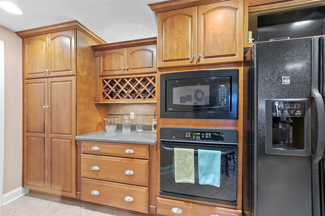 Murrysville, Pennsylvania 15668, United States, 2 Bedrooms Bedrooms, ,3 BathroomsBathrooms,Residential,Active,176423