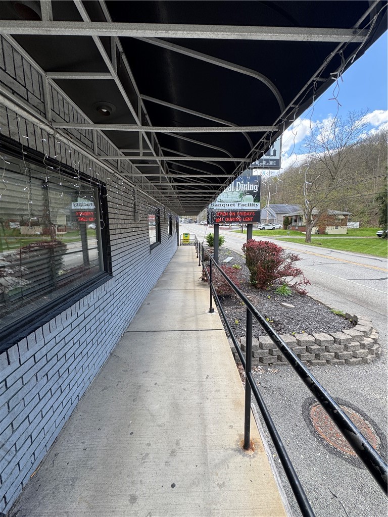 2811 Lincoln Way