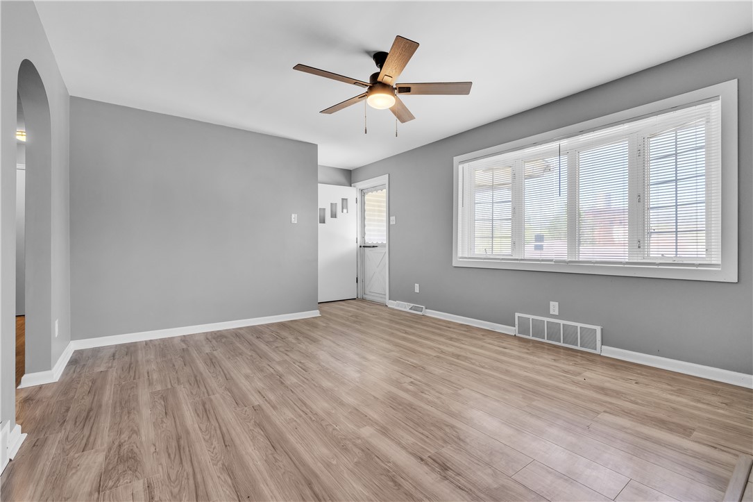 359 3rd St St, Smithton, Pennsylvania image 36