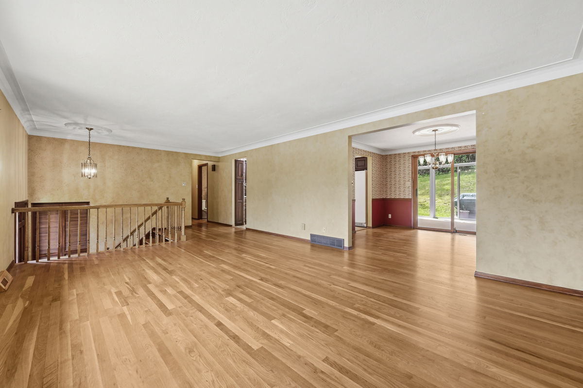 8244 Coach Court