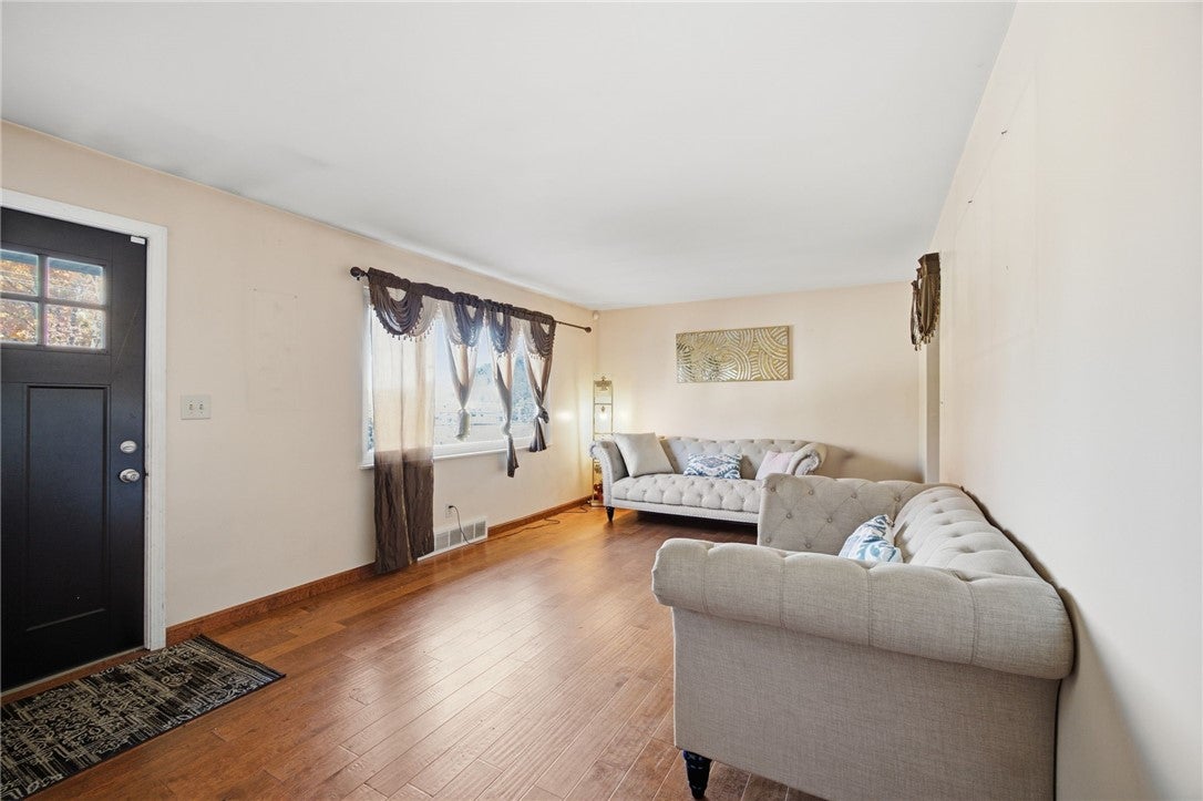 510 Center Rd