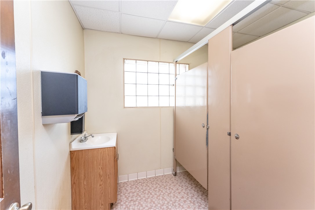 Jeannette, Pennsylvania 15644, United States, ,Commercial,Active,11007