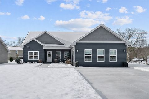 Photo of 164 Edgewood Ave, Aliquippa, PA 15001 (MLS # 1733824)