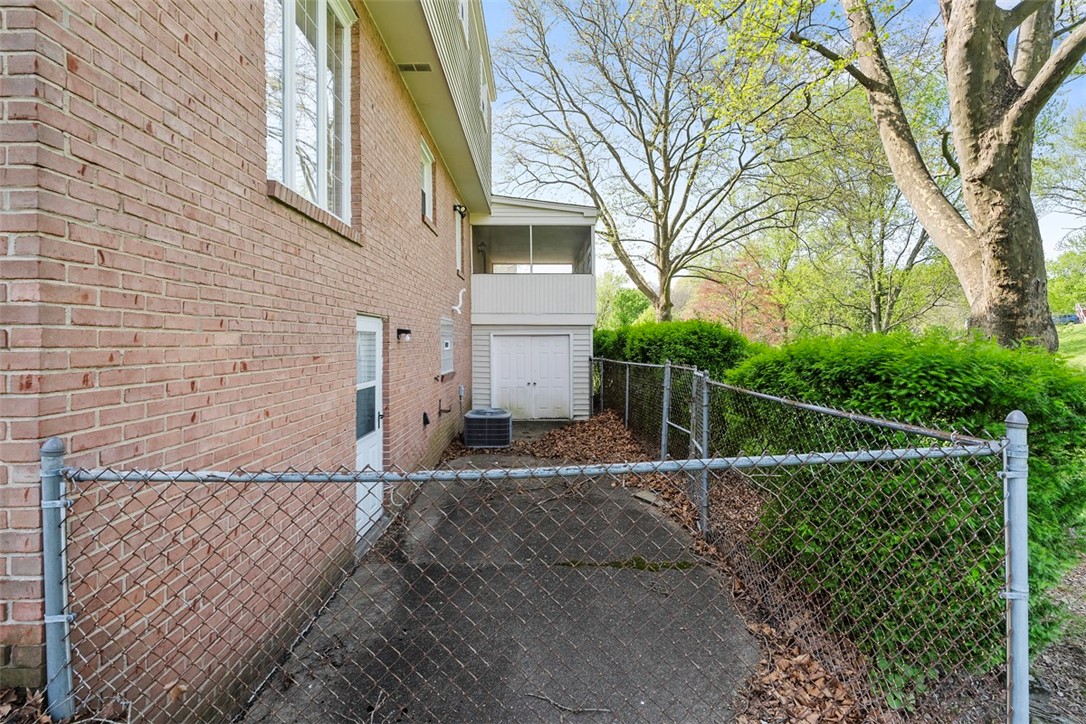 1452 Stoltz Rd Rd, Bethel Park, Pennsylvania image 24