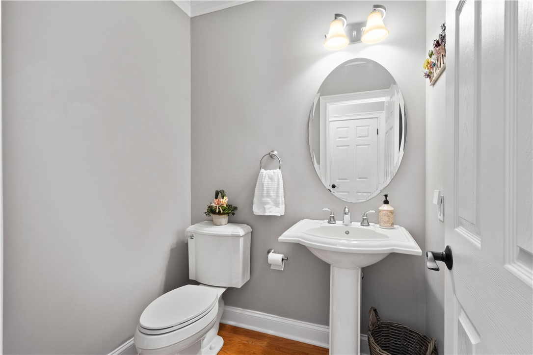 Peters Twp, Pennsylvania 15317, United States, 3 Bedrooms Bedrooms, ,3 BathroomsBathrooms,Residential,Active,97158