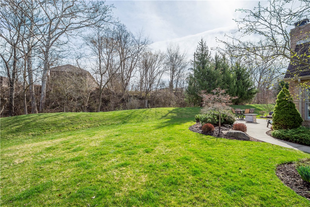 Peters Twp, Pennsylvania 15317, United States, 3 Bedrooms Bedrooms, ,3 BathroomsBathrooms,Residential,Active,97158