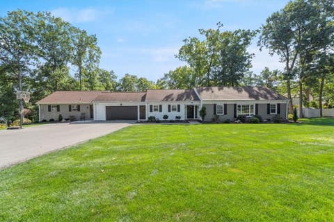 Photo for 137 Thornwood Dr.