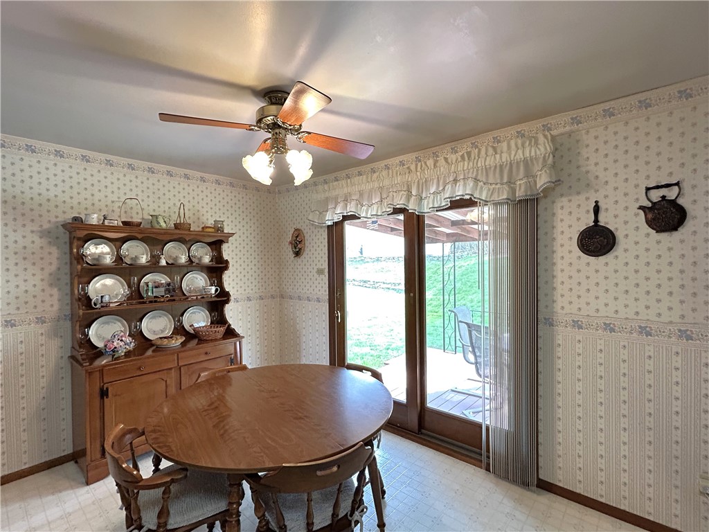 612 Chinaberry Road Rd, Monroeville, Pennsylvania image 7