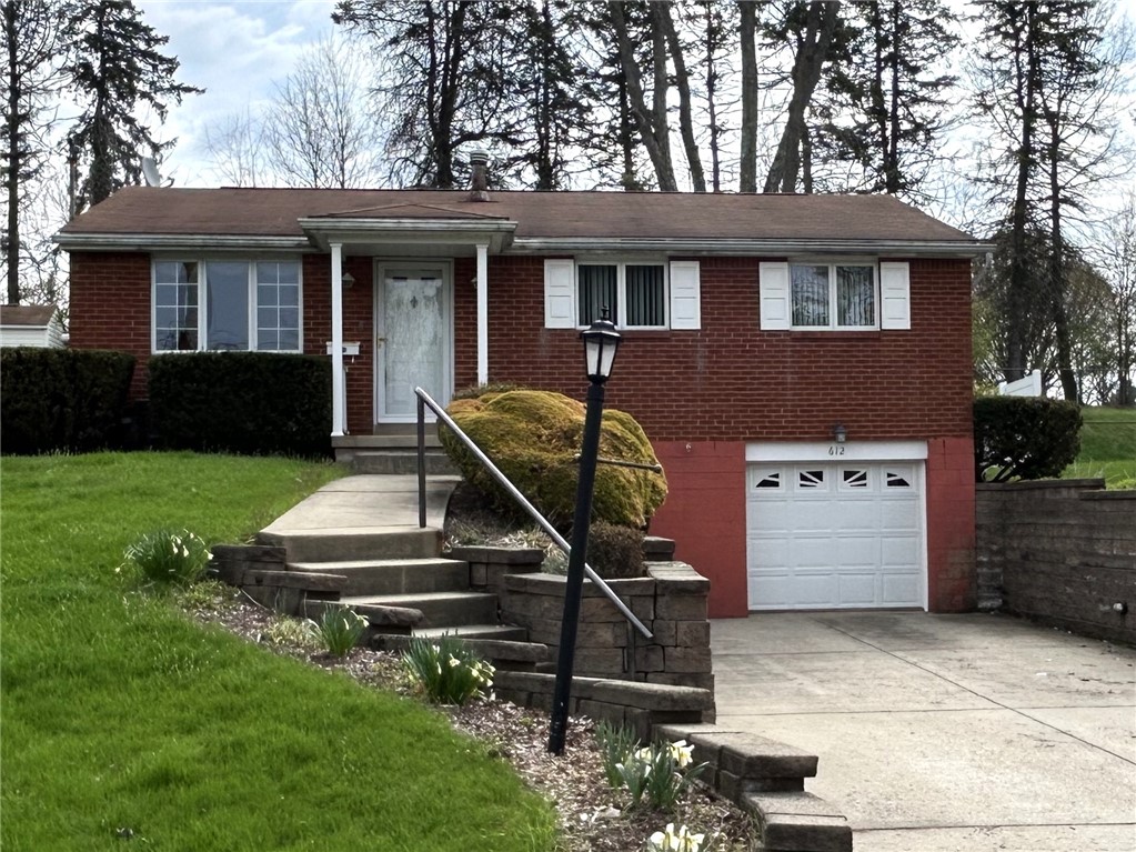 612 Chinaberry Road Rd, Monroeville, Pennsylvania image 1