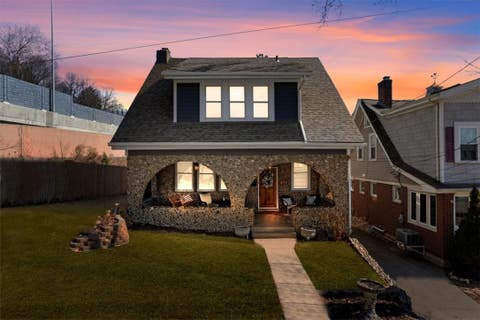 Photo for 412 Emerson Ave