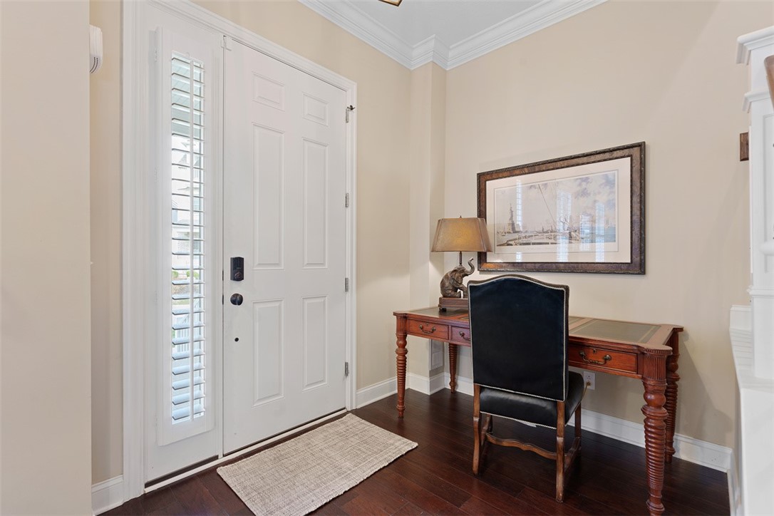10 Allegheny Ave