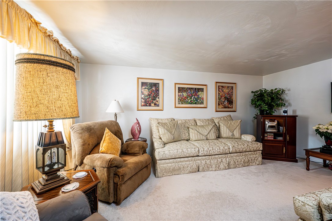 North Huntingdon, Pennsylvania 15642, United States, 3 Bedrooms Bedrooms, ,1 BathroomBathrooms,Residential,Active,125132