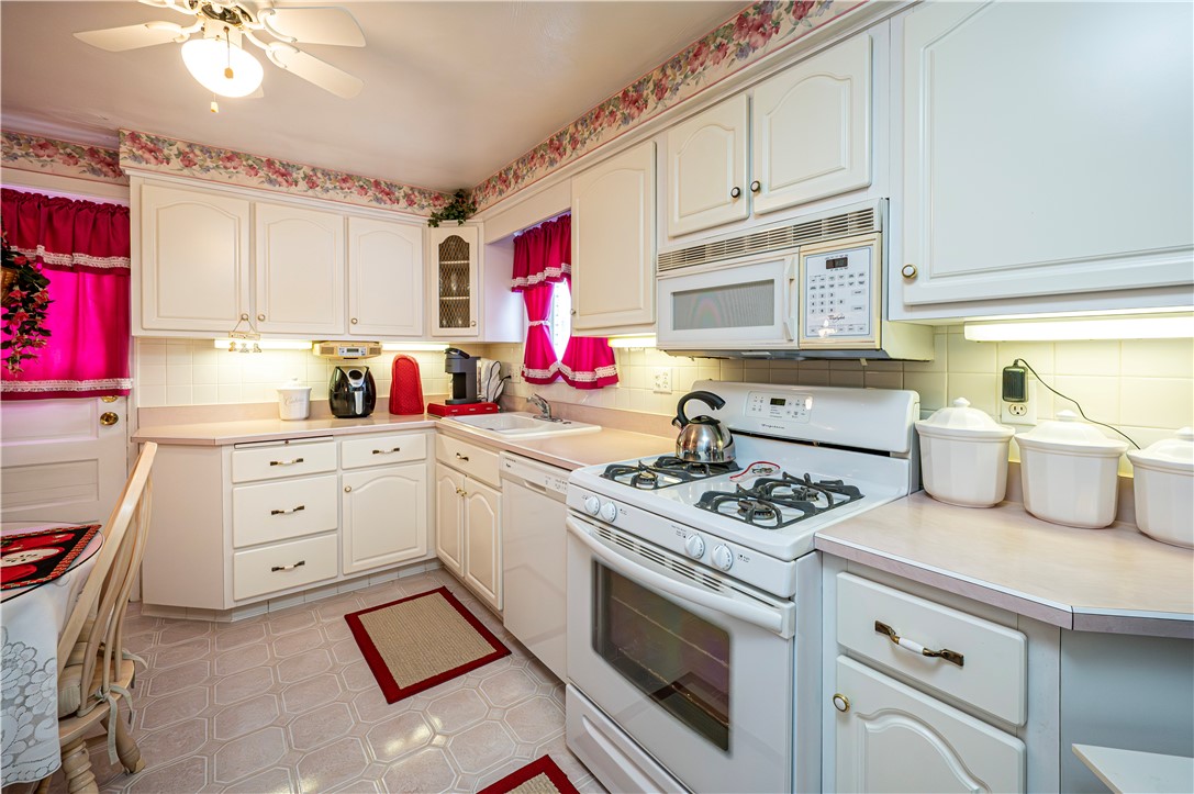 North Huntingdon, Pennsylvania 15642, United States, 3 Bedrooms Bedrooms, ,1 BathroomBathrooms,Residential,Active,125132