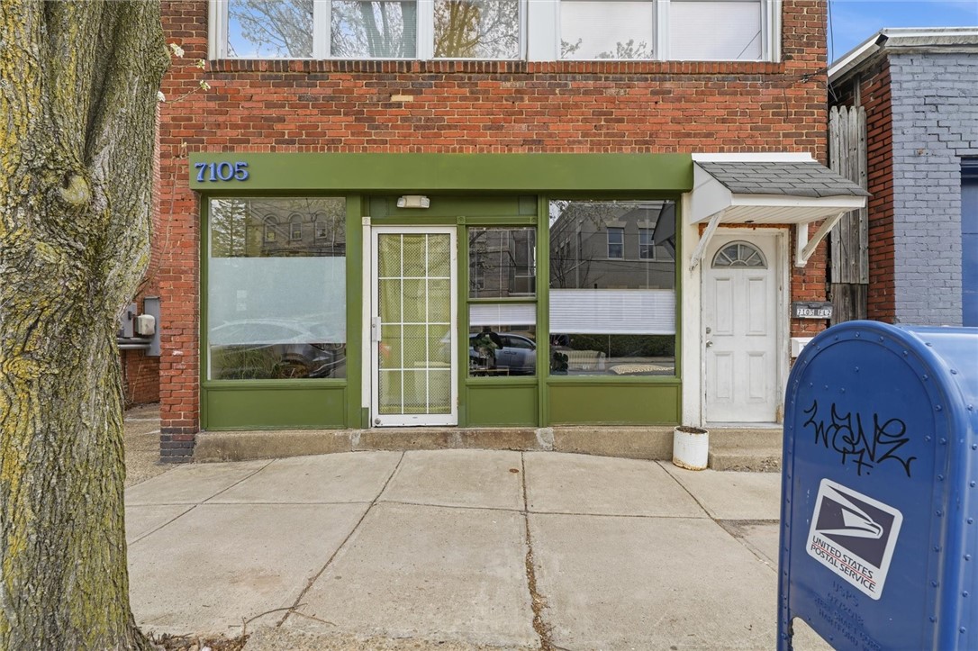7105 Reynolds St