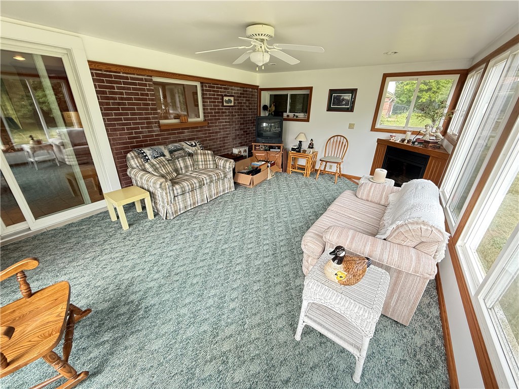 West Salem Twp, Pennsylvania 16125, United States, 3 Bedrooms Bedrooms, ,3 BathroomsBathrooms,Residential,Active,176770