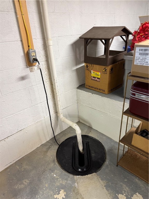 West Salem Twp, Pennsylvania 16125, United States, 3 Bedrooms Bedrooms, ,3 BathroomsBathrooms,Residential,Active,176770