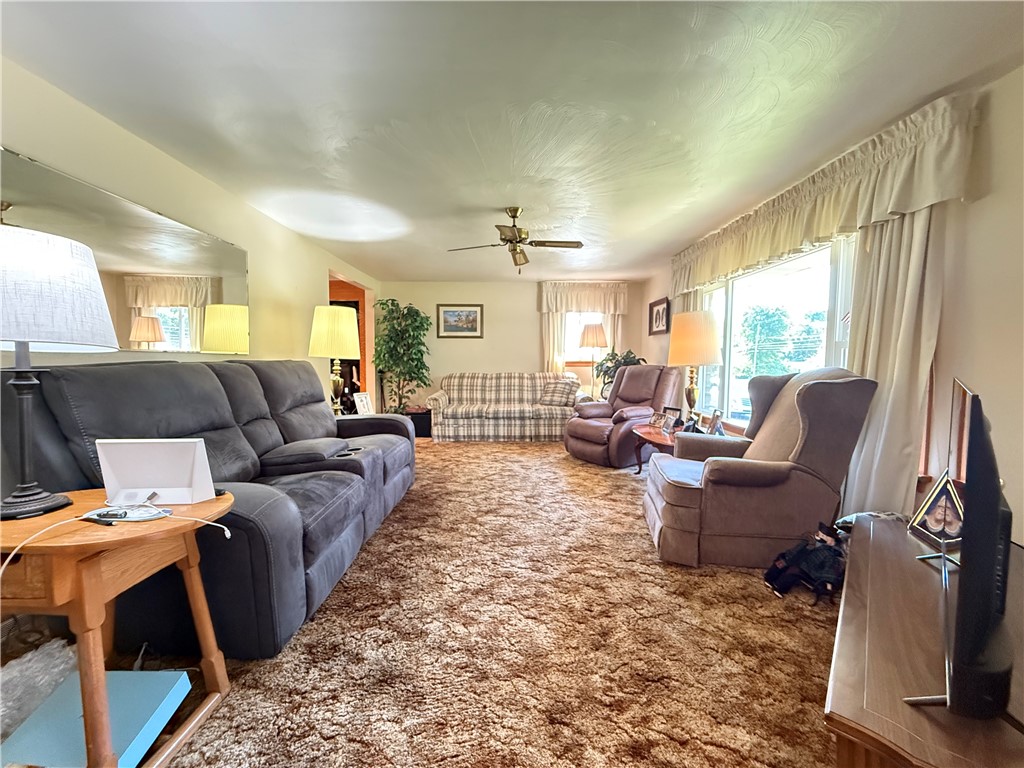 West Salem Twp, Pennsylvania 16125, United States, 3 Bedrooms Bedrooms, ,3 BathroomsBathrooms,Residential,Active,176770