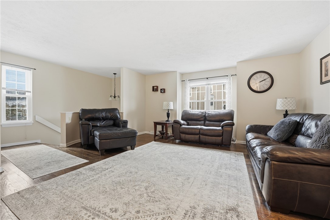 2671 Hunters Point Drive