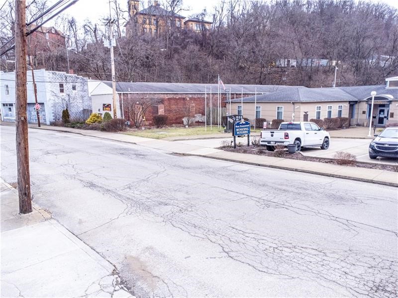 West Homestead, Pennsylvania 15120, United States, ,Residential,Active,240659