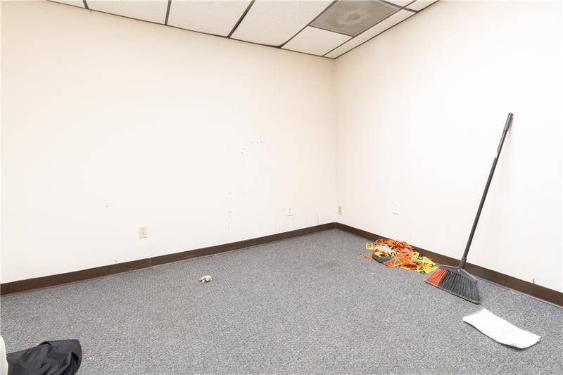 West Homestead, Pennsylvania 15120, United States, ,Residential,Active,240659