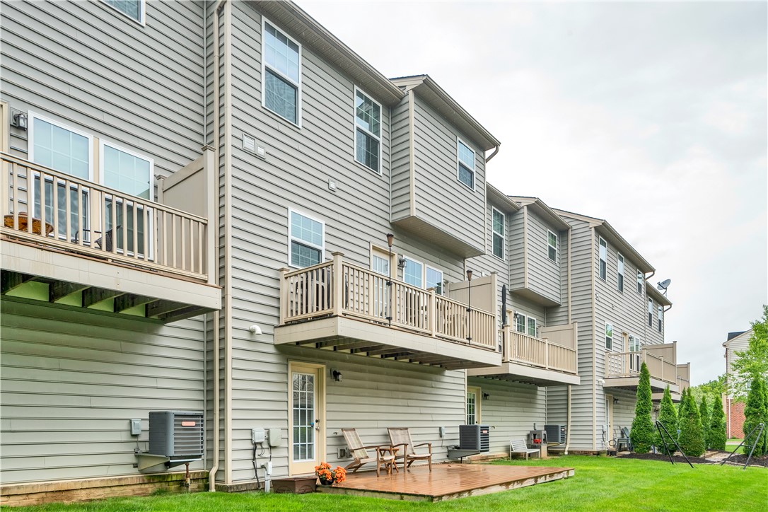 1503 Pointe View Dr