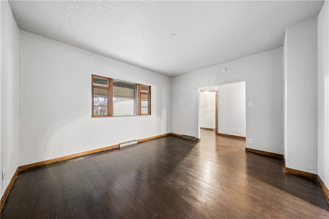 620 Broadway Ave