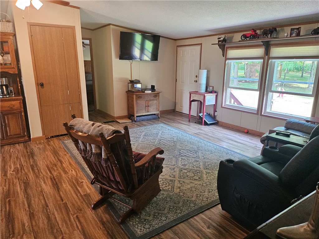 Jackson Twp, Pennsylvania 16133, United States, 3 Bedrooms Bedrooms, ,2 BathroomsBathrooms,Residential,Contingent,184498