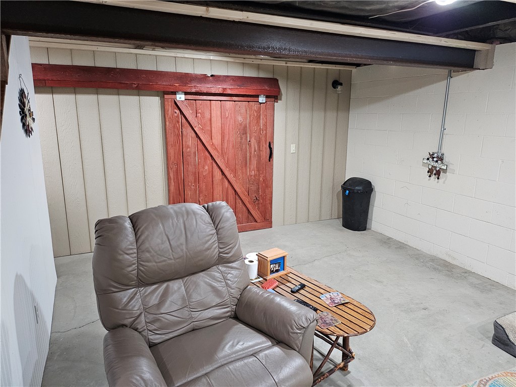 Jackson Twp, Pennsylvania 16133, United States, 3 Bedrooms Bedrooms, ,2 BathroomsBathrooms,Residential,Contingent,184498