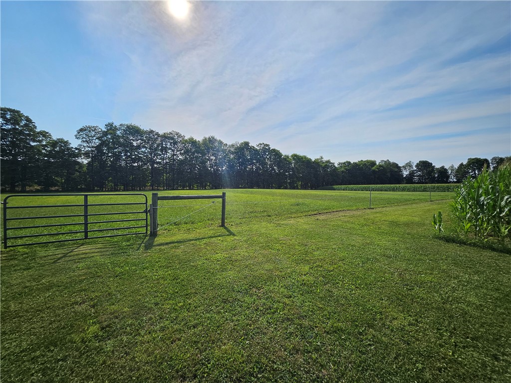 Jackson Twp, Pennsylvania 16133, United States, 3 Bedrooms Bedrooms, ,2 BathroomsBathrooms,Residential,Contingent,184498