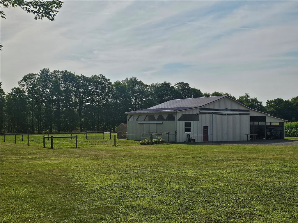 Jackson Twp, Pennsylvania 16133, United States, 3 Bedrooms Bedrooms, ,2 BathroomsBathrooms,Residential,Contingent,184498