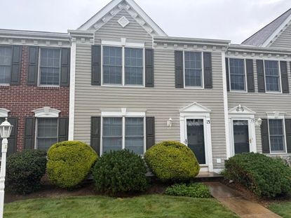 13 Castle View Dr – Investment Home