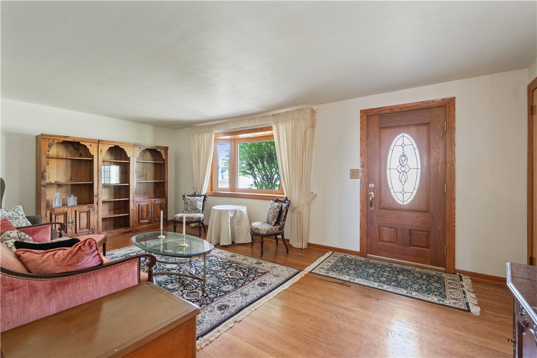 Elizabeth Twp/Boro, Pennsylvania 15037, United States, 3 Bedrooms Bedrooms, ,2 BathroomsBathrooms,Residential,Active,126127