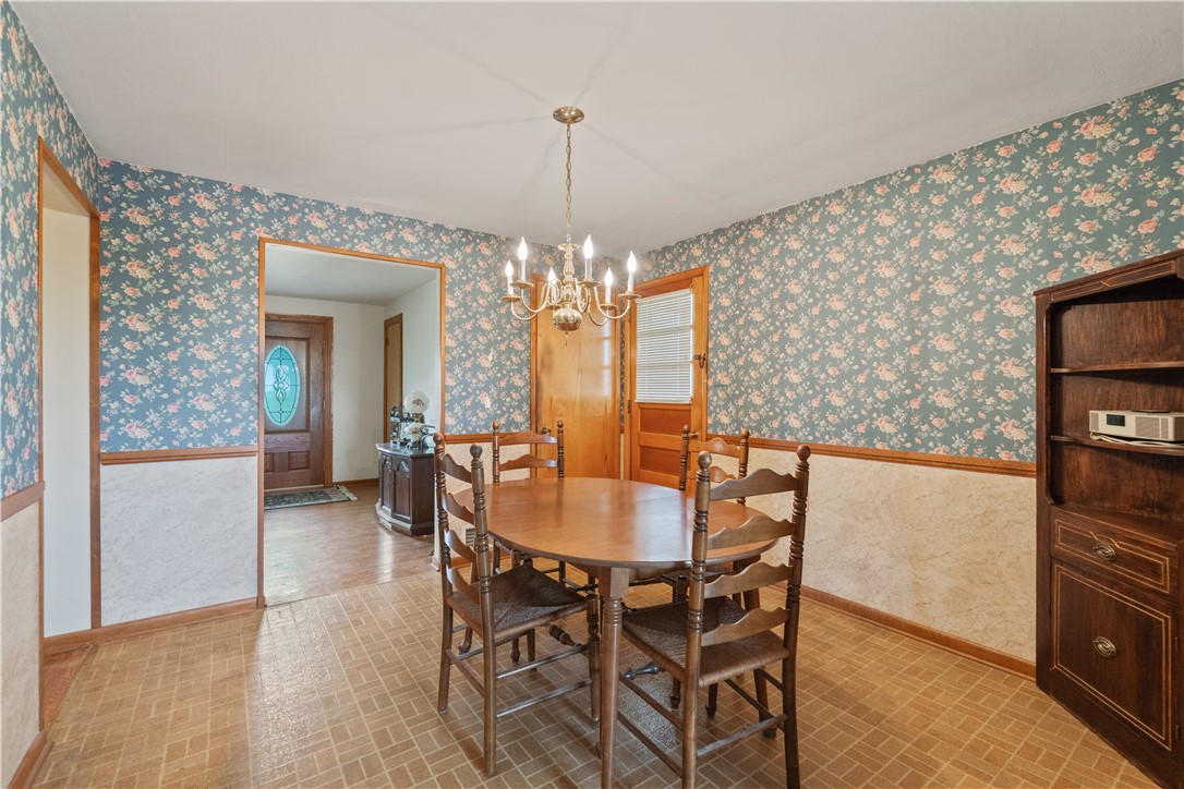 Elizabeth Twp/Boro, Pennsylvania 15037, United States, 3 Bedrooms Bedrooms, ,2 BathroomsBathrooms,Residential,Active,126127