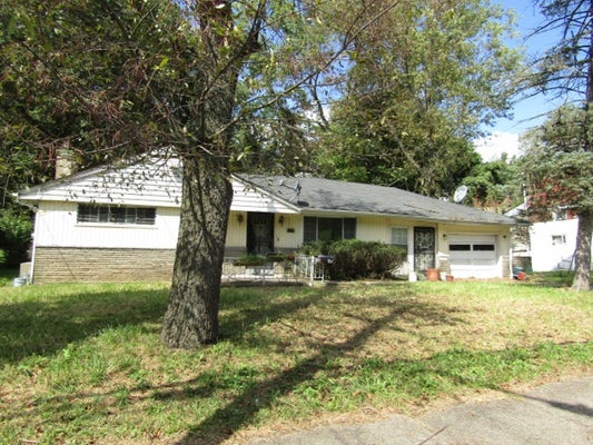 2115 LAKETON RD, PITTSBURGH, PA 15221 - Image b98c71b4e4a66e5bd7c5609da2b61c3a/2769123418