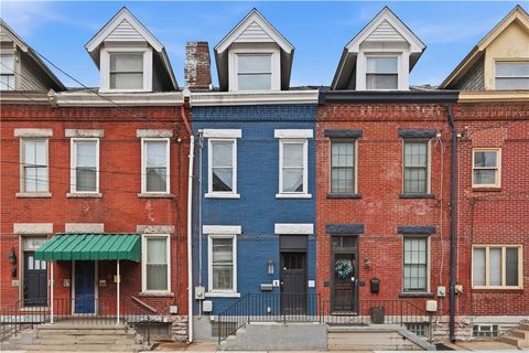 Homes For Sale - 4615 Plummer Street St<br/> Lawrenceville, PA 15201