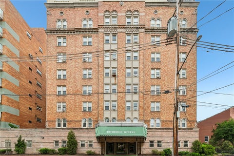 Condo For Sale - 144 N Dithridge Street St #207<br/> Oakland, PA 15213