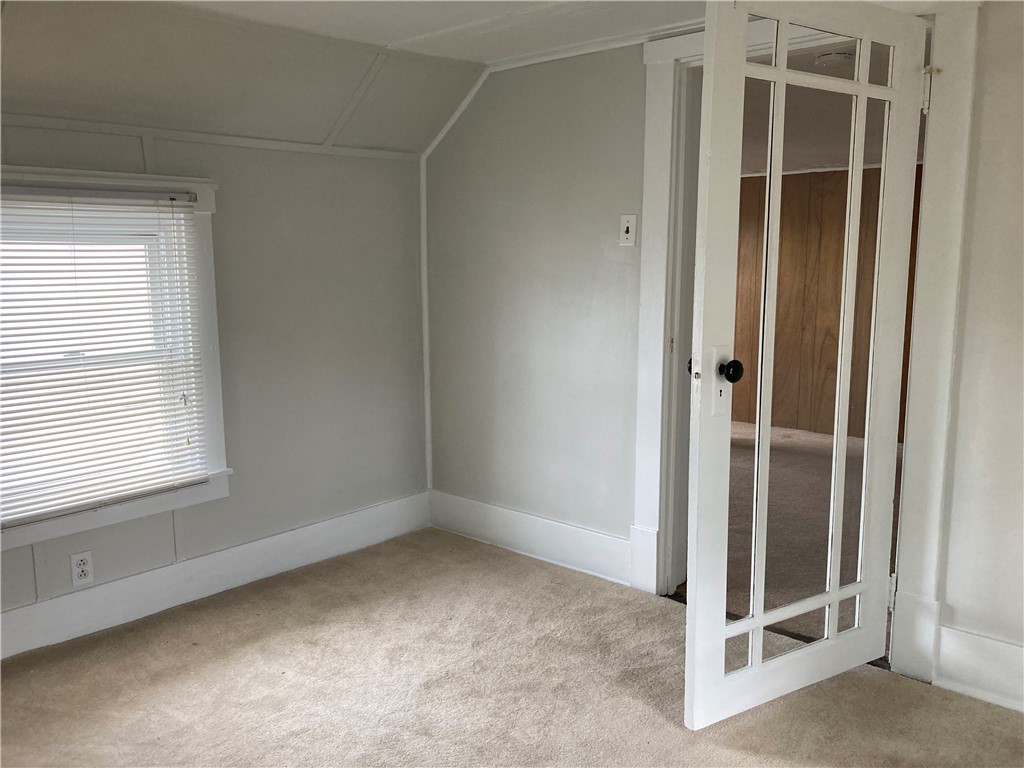 Irwin, Pennsylvania 15642, United States, 1 Bedroom Bedrooms, ,1 BathroomBathrooms,Residential,Active,209355