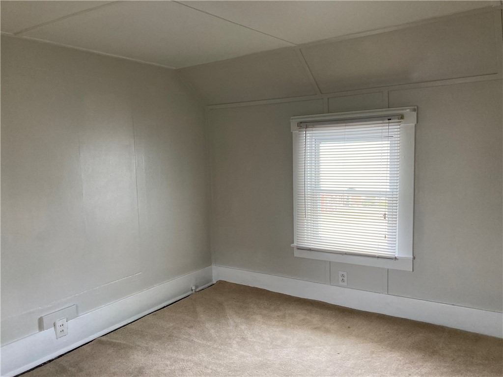 Irwin, Pennsylvania 15642, United States, 1 Bedroom Bedrooms, ,1 BathroomBathrooms,Residential,Active,209355