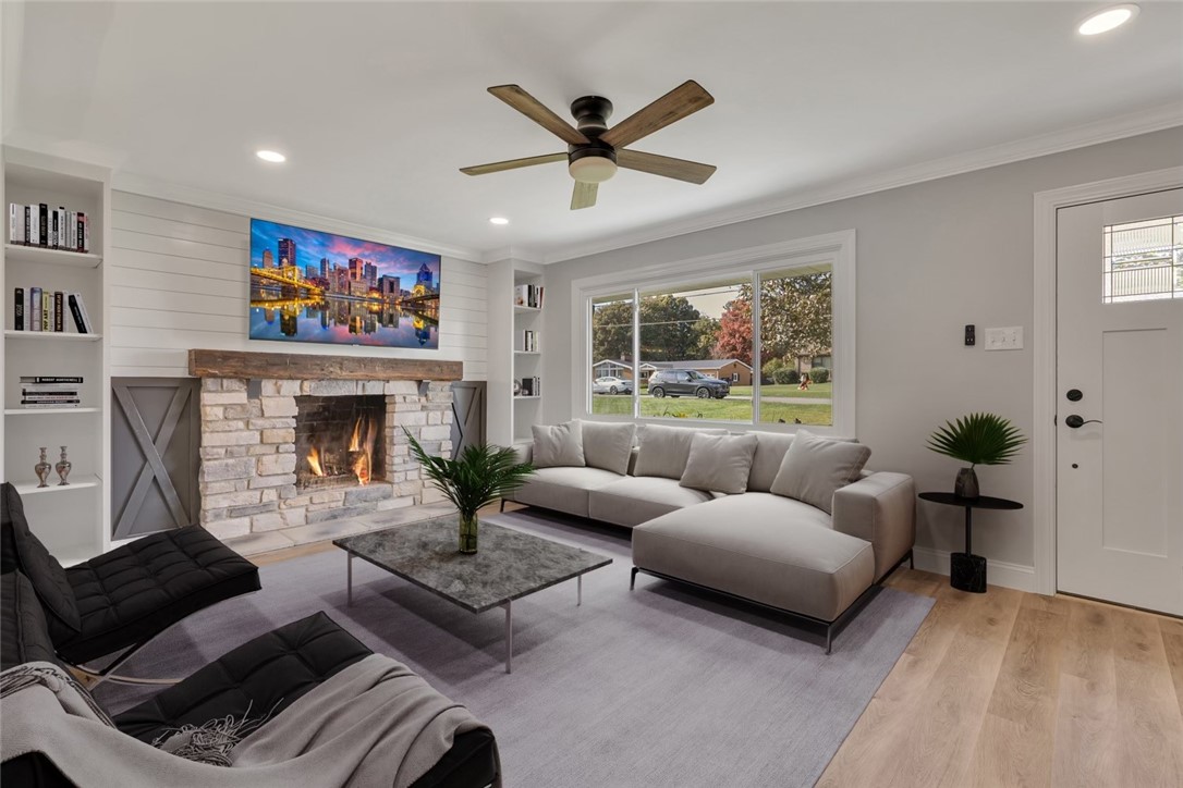 105 Poplar Ave